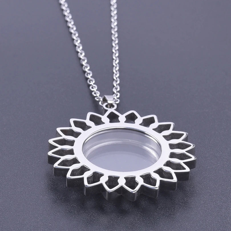 1Pc Gothic Moon Cross Round Memory Relicario Pendant Necklaces Jewelry Animal Glass Floating Cremation Ashes Locket Men Collares